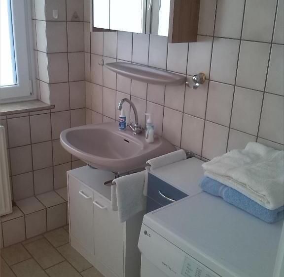 آپارتمان 2 خوابه, Altes Zollhaus Am Klinikum