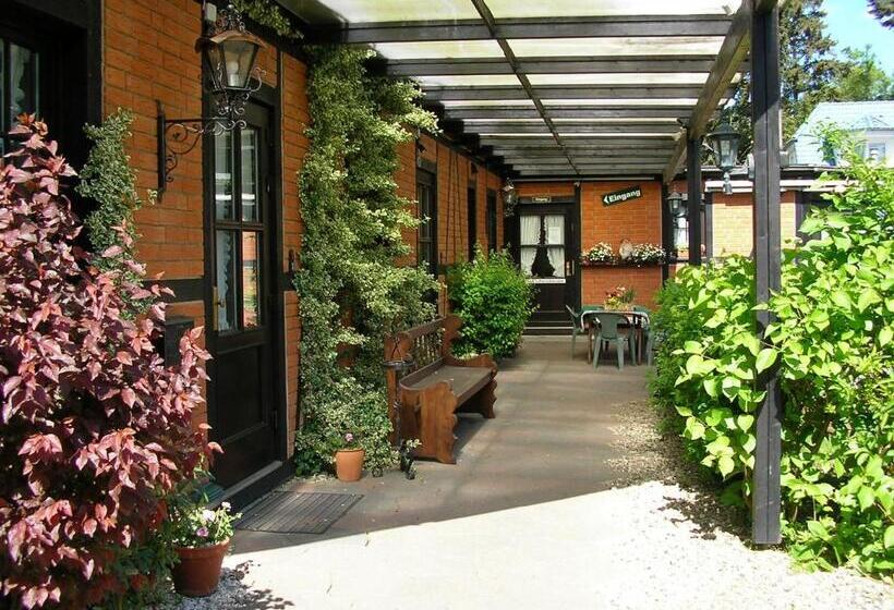 استودیوی لوکس, Altes Zollhaus Am Klinikum