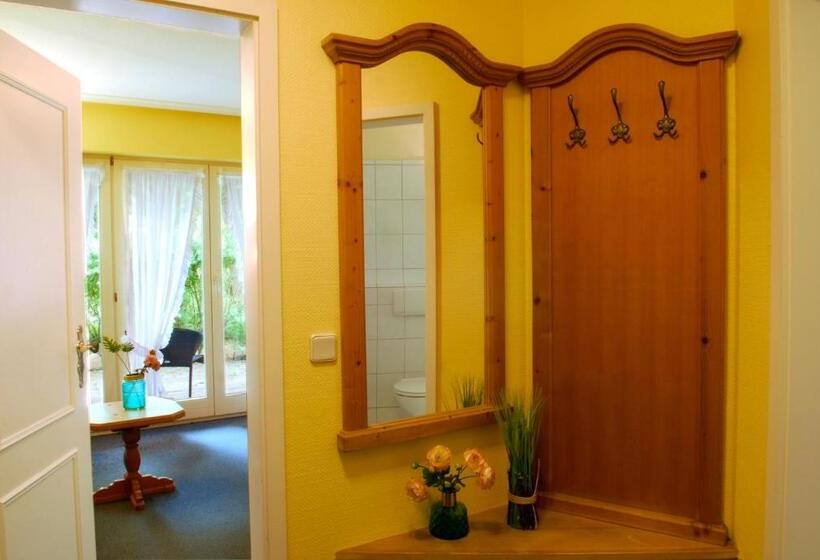 Classic room with balcony, Am Südwäldchen