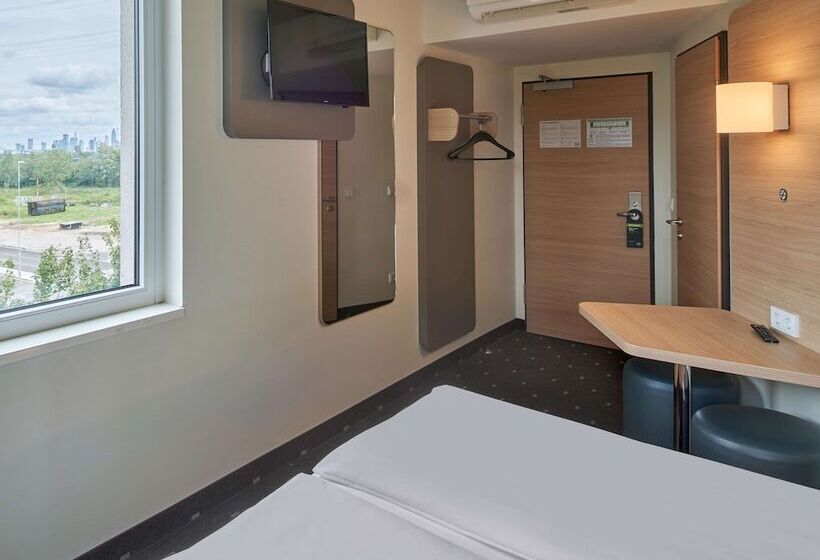 اتاق استاندارد, B&b Hotel Frankfurt West