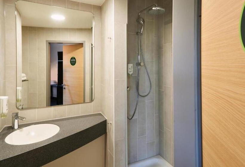 اتاق استاندارد سه نفره, B&b Hotel Heidelberg