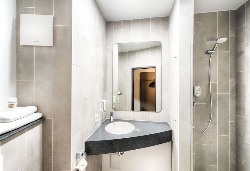 اتاق استاندارد, B&b Hotel Kassel City