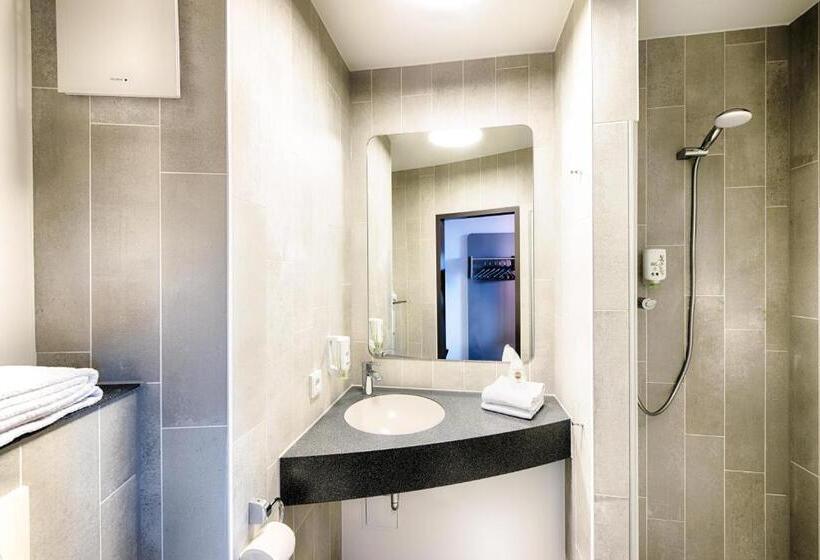 اتاق استاندارد, B&b Hotel Ulm
