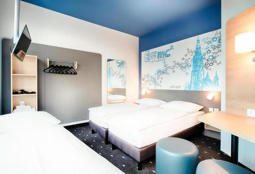 اتاق استاندارد سه نفره, B&b Hotel Ulm