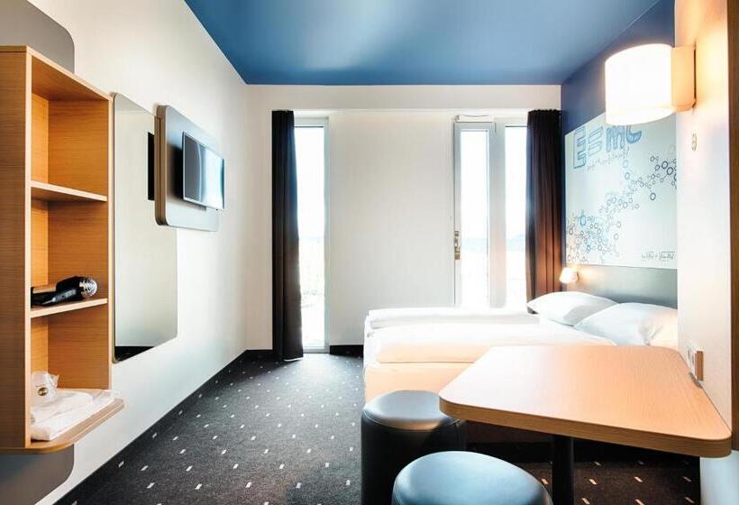 اتاق استاندارد, B&b Hotel Ulm