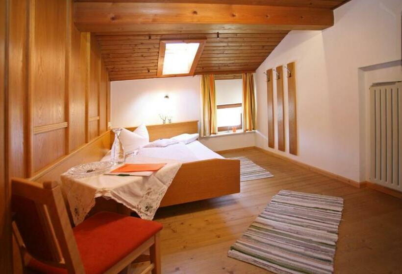 Standard Single Room, Beim Nuihausa