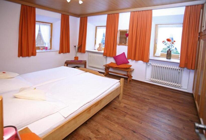 1 Bedroom Apartment, Beim Nuihausa