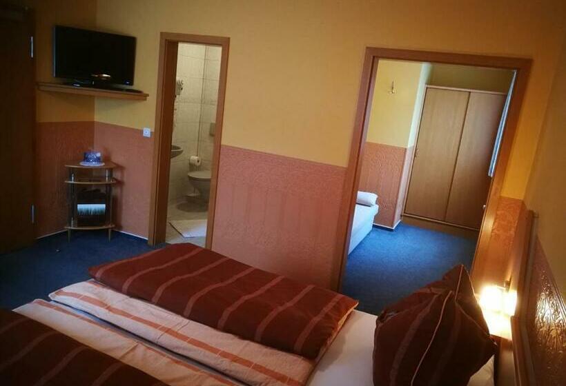 スタンダードトリプルルーム, Land Hotel Mühlengrund