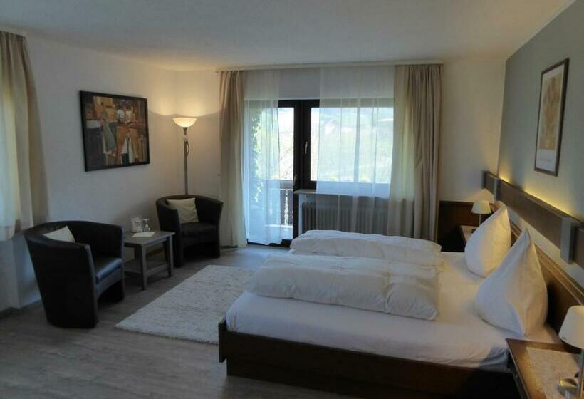 اتاق استاندارد با بالکن, Landhotel Rebstock