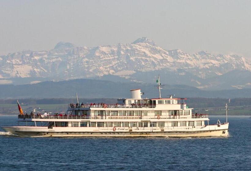 Suite with lake view, Strand Cafe Meersburg