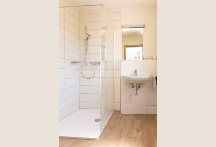 家庭间, Ludgerusbrunnen Hotel Mertens