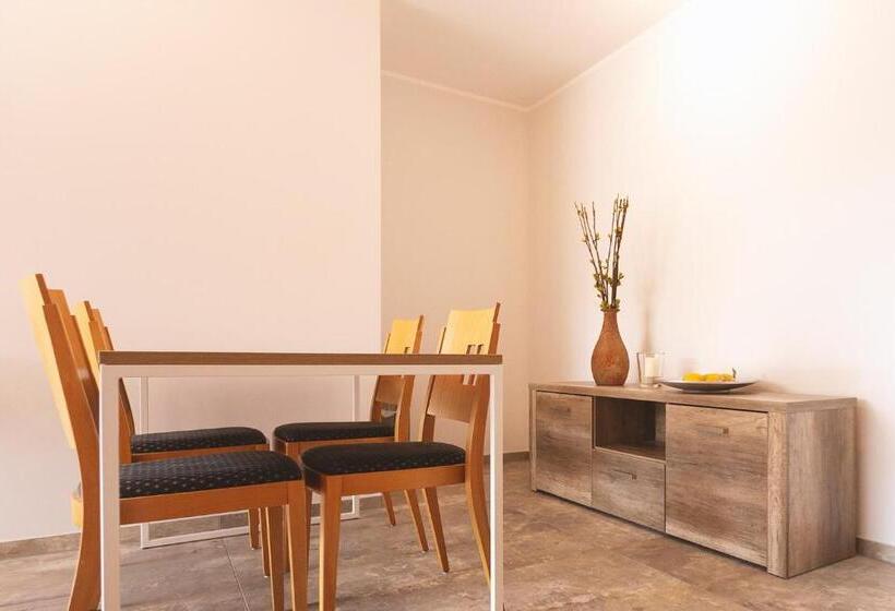 家庭间, Ludgerusbrunnen Hotel Mertens