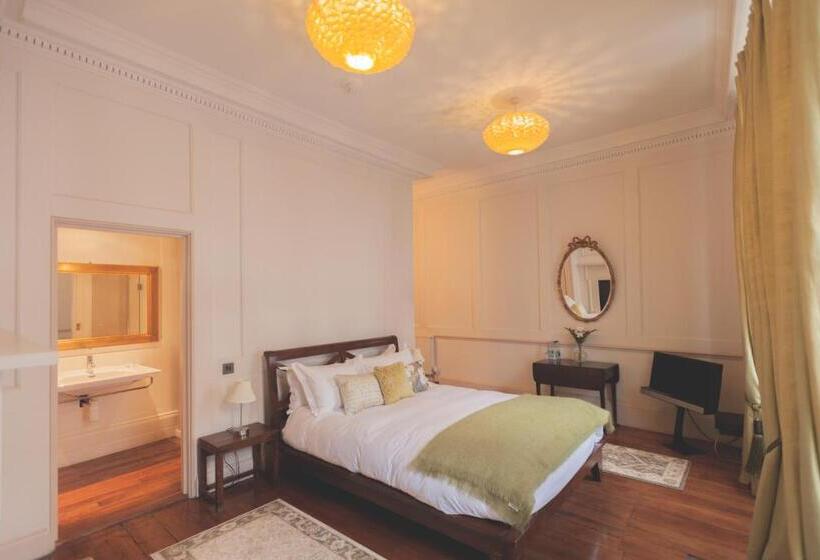اتاق لوکس, 38 St Giles