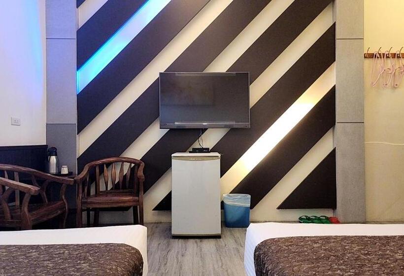 اتاق استاندارد چهار تخته, Da Wan Hostel