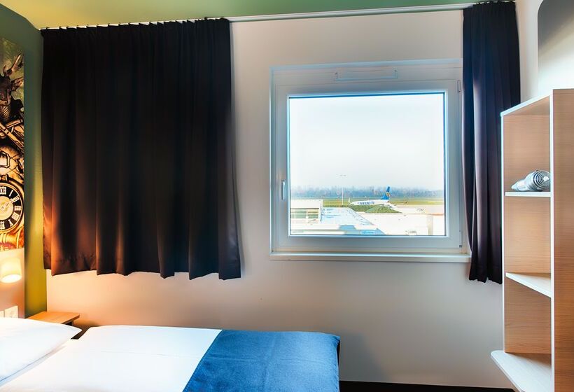 اتاق استاندارد سه نفره, B&b Hotel Baden Airpark