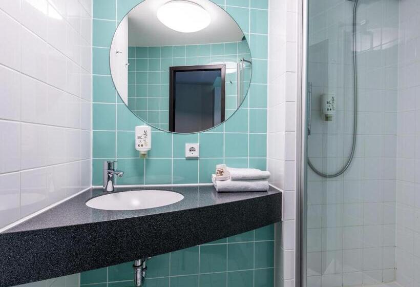 اتاق استاندارد, B&b Hotel Erlangen Süd