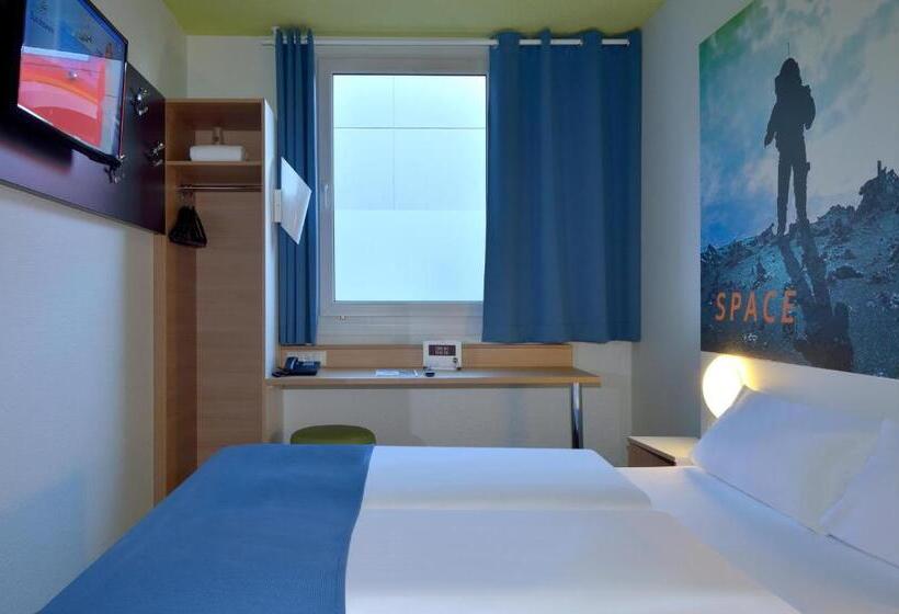 اتاق استاندارد, B&b Hotel Köln Airport