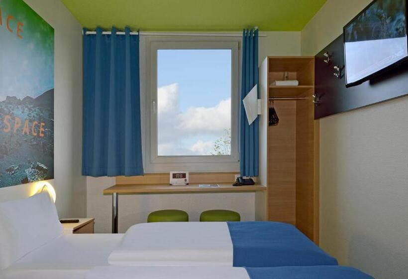 اتاق استاندارد, B&b Hotel Köln Airport
