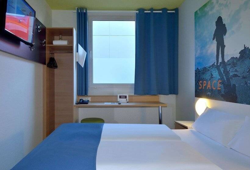 اتاق استاندارد, B&b Hotel Köln Airport