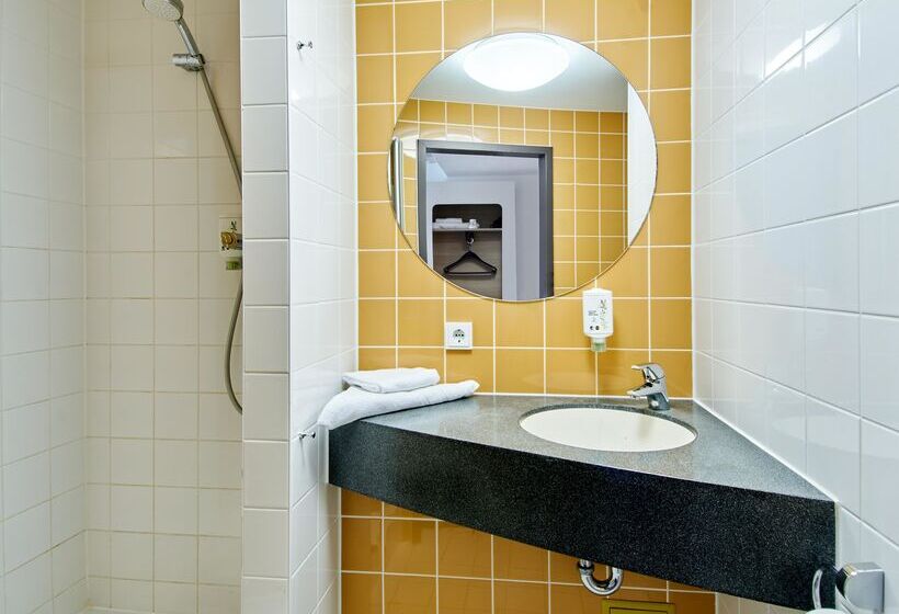 اتاق استاندارد, B&b Hotel Mainz Hechtsheim