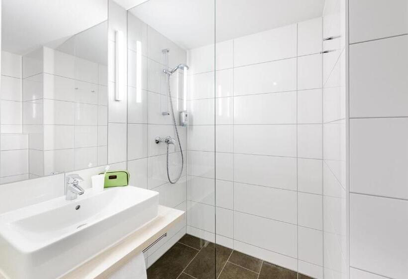 اتاق استاندارد با تخت دوبل, Ibis Budget Konstanz