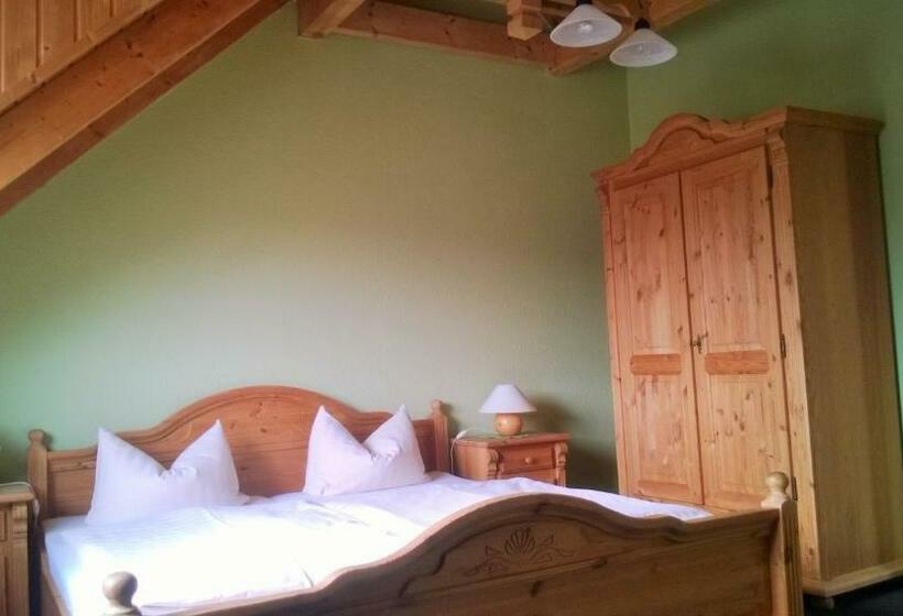 اتاق استاندارد, Landhotel Weingut Schulze