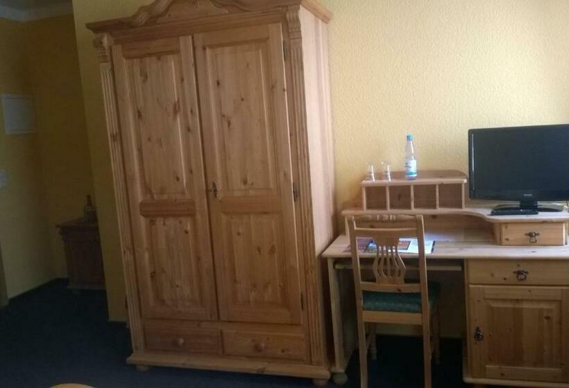 اتاق استاندارد, Landhotel Weingut Schulze