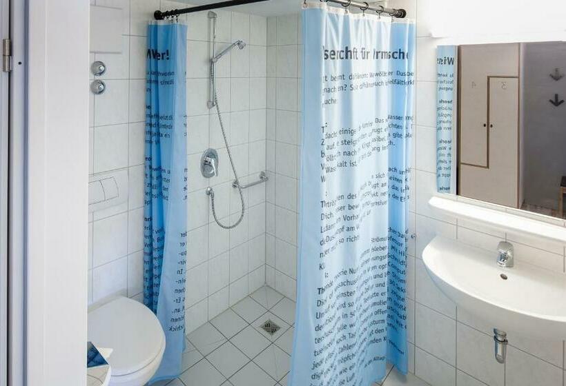 اتاق استاندارد سه نفره, Oberstdorf Hostel