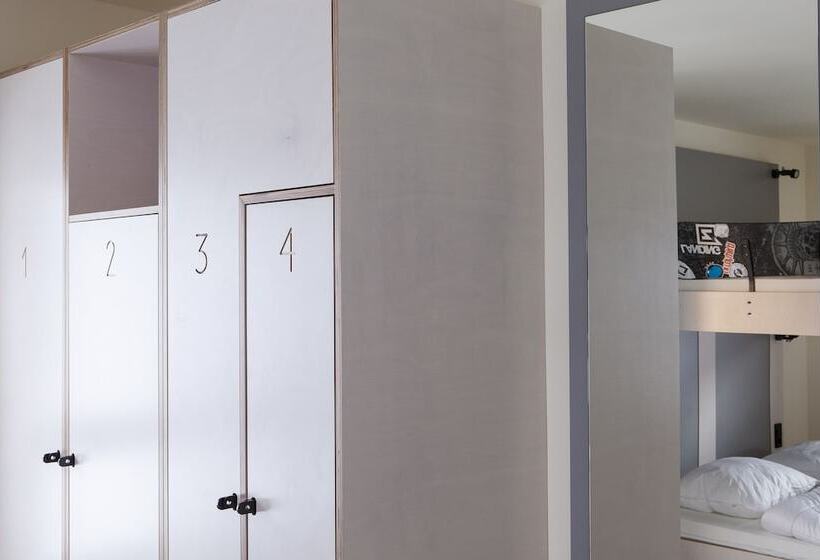 اتاق استاندارد, Oberstdorf Hostel
