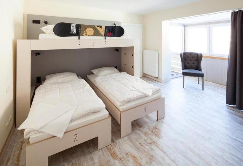 اتاق استاندارد سه نفره, Oberstdorf Hostel