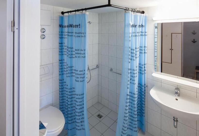 تختخواب در اتاق مشترک, Oberstdorf Hostel