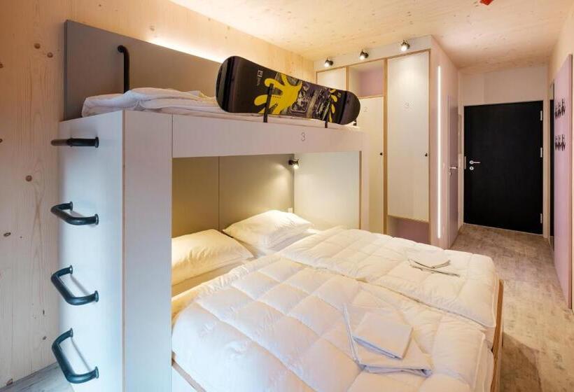 اتاق استاندارد با بالکن, Oberstdorf Hostel