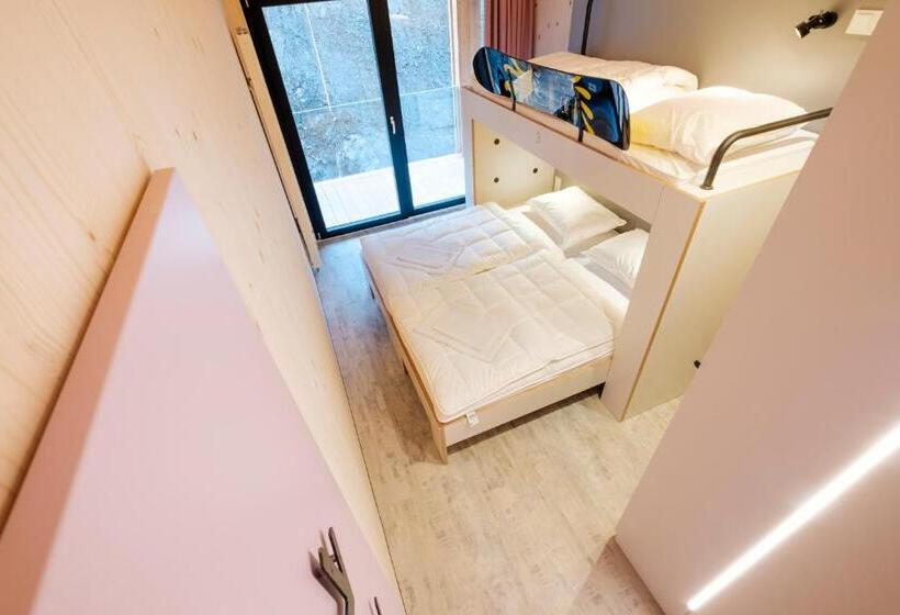 اتاق استاندارد با بالکن, Oberstdorf Hostel