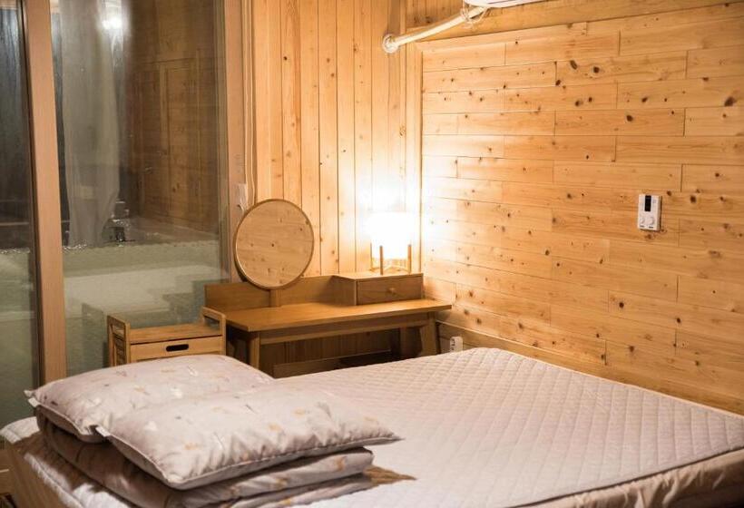 استودیوی استاندارد, Jeju Haebaragi Pension