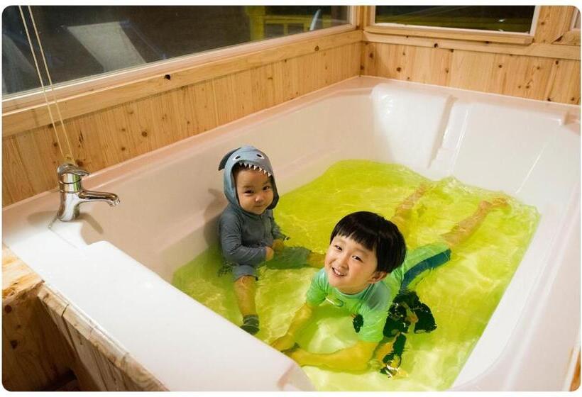 خانه 1 خوابه, Jeju Haebaragi Pension