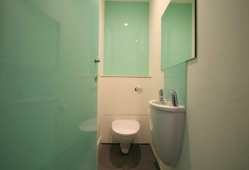 اتاق استاندارد چهار تخته, Murray Library Hostel