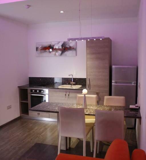 스위트, Neptune Hotel Apartments Paphos