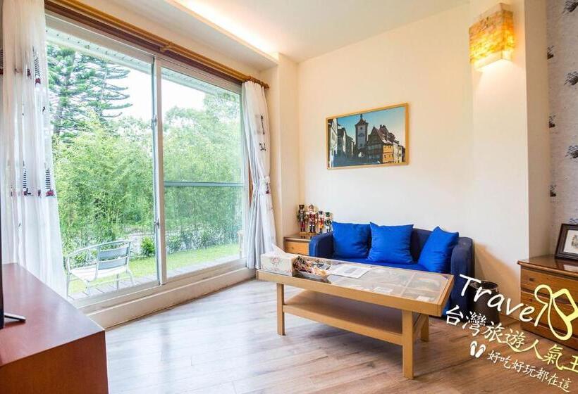 اتاق لوکس چهار تخته, Tree Lake B&b Hualien