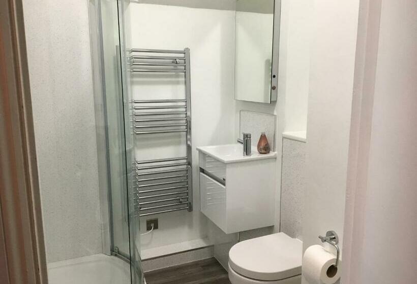 اتاق استاندارد, Avon Guesthouse