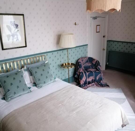 اتاق استاندارد, Avon Guesthouse