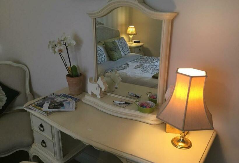 اتاق استاندارد, Copperfields Guest House