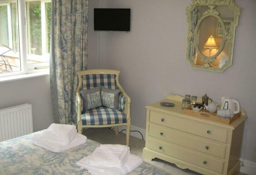 اتاق لوکس, Gardeners Cottage B And B