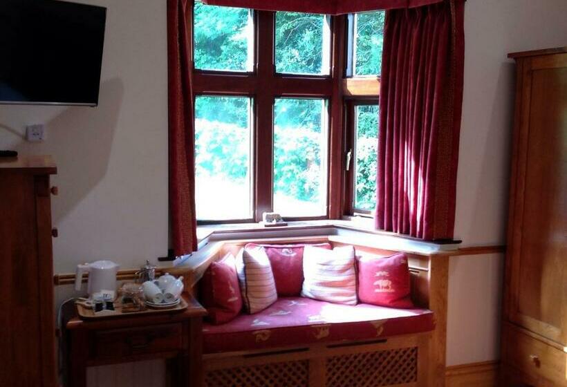 اتاق لوکس, Gardeners Cottage B And B