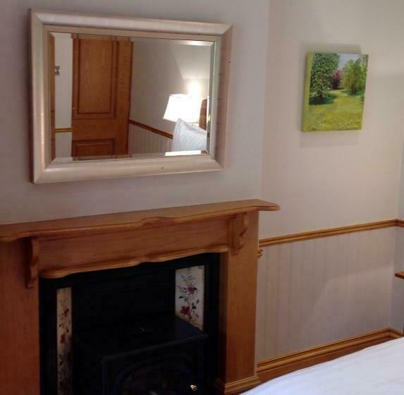 Deluxe Room, Gardeners Cottage B And B