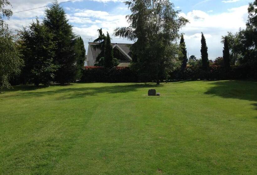 سوییت, The Lodge At Ruddington