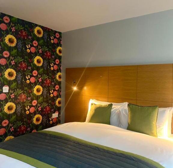 اتاق خانوادگی, Croyde Bay Hotel Or Self Catering