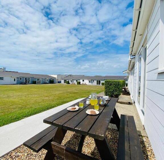 خانه 2 خوابه, Croyde Bay Hotel Or Self Catering