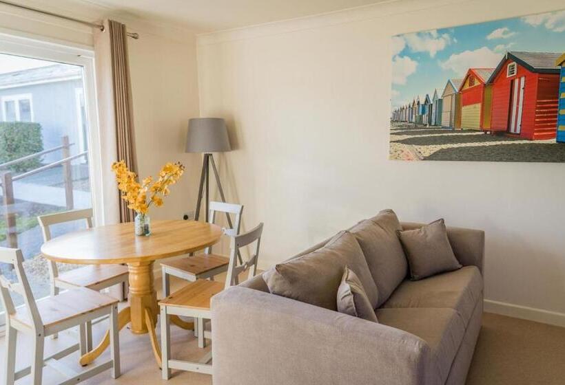 کابین, Croyde Bay Hotel Or Self Catering