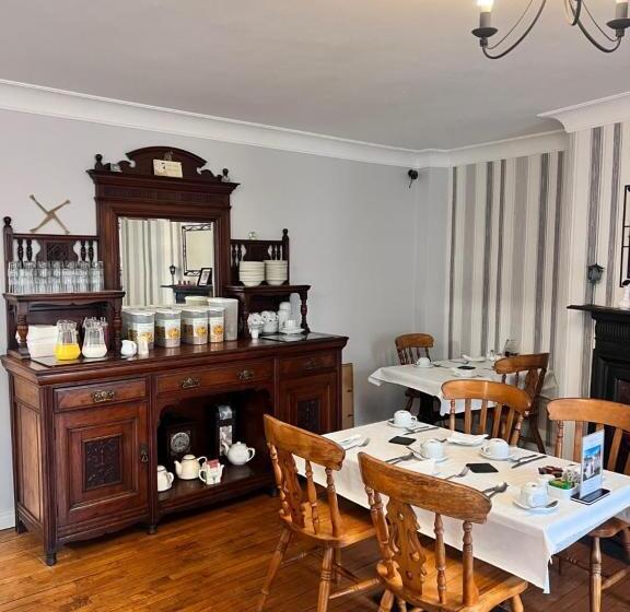 Номер Стандарт, Fiddlestone Bar And B&b