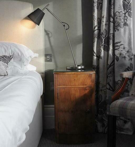 اتاق لوکس با چشم‌انداز دریا, Bay Tree Broadstairs